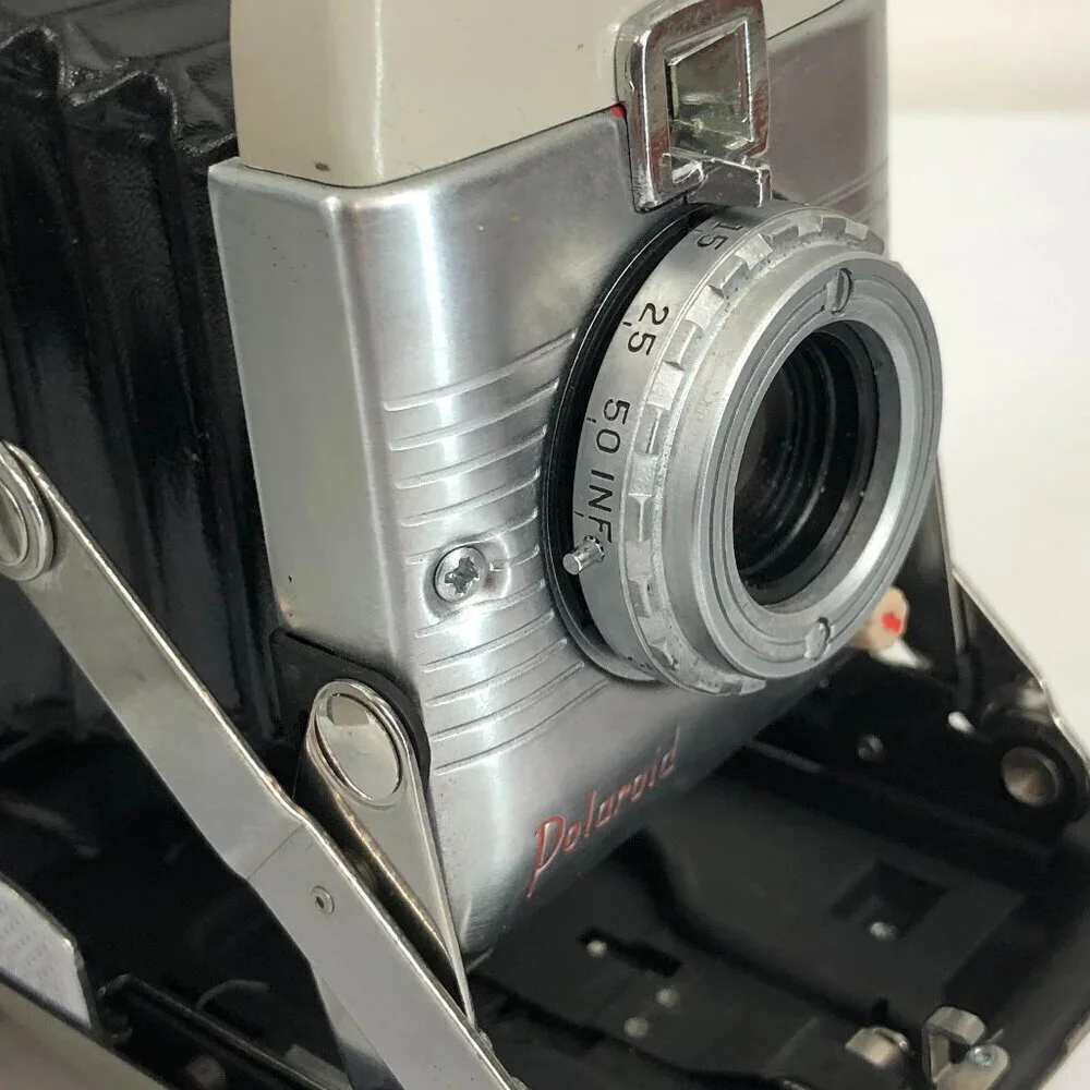 Vintage Polaroid Model 80 Land Camera With Wink Light And Flash In Case